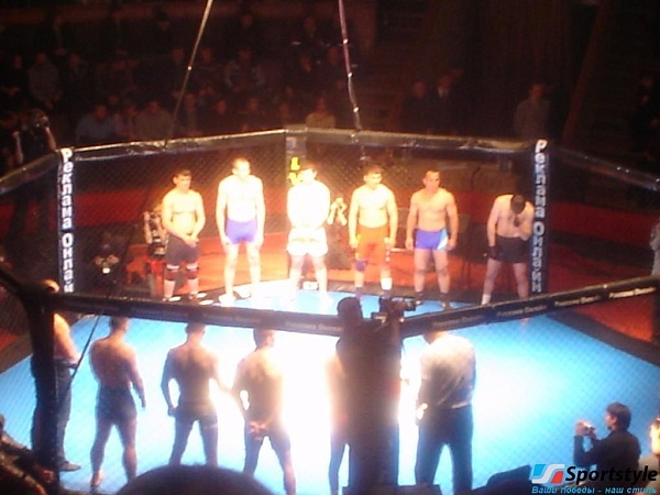 Октагон на помосте 0,5м , диаметром 6м ONP2 Октагон на помосте 0,5м , диаметром 6м ONP2